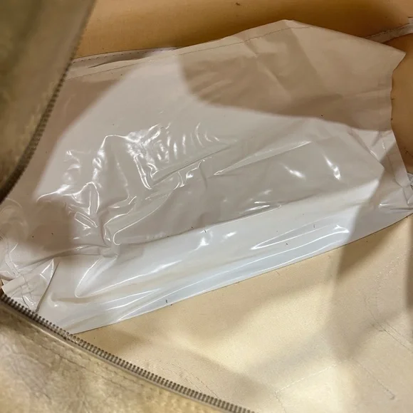 Adidas Tan and Brown Duffel Bag Gym 80s Nostalgia Retro - Picture 9 of 9